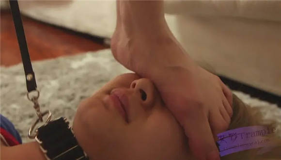 女女 vivi遛狗 捆绑 踩踏 凌辱 G-160324