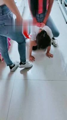 【梦幻大大】带素人闺蜜入圈调母畜 bf18321