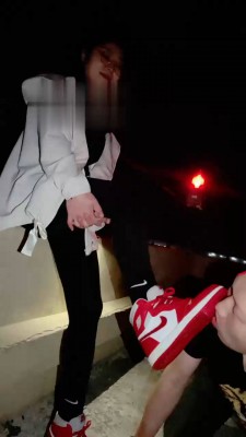 【冷凝大大】户外天台全体重踩踏 bf18456