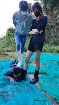 【暴力美学】猥琐路人被姐妹花调【双视角版】 bf19754