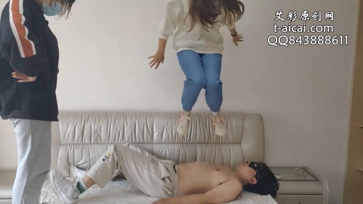 【猫猫大人】和姐姐一起在毯子身上狂跳300下 YC-220319-4