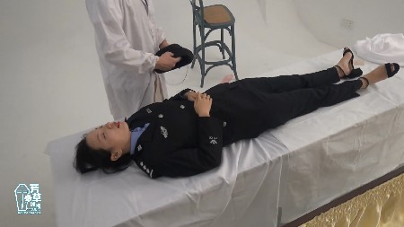芳草冰视 不愿瞑目的女J
