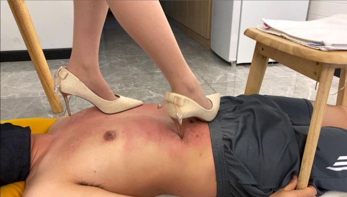 椅子下的工具人-高跟踩踏篇 YC-211006-5