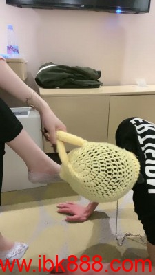 【陈甜女蒂】短白靴脏船袜调狗 bf23459