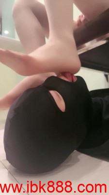 【ccyouer】沉浸式高跟踩踏舔脚 bf23593