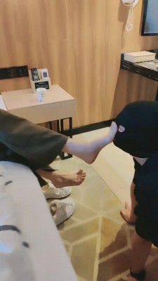 【暴力美学】推荐-圈养宠物晨起伺候 bf19832