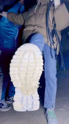 【美离子】户外吊绑狗狠虐 bf23003