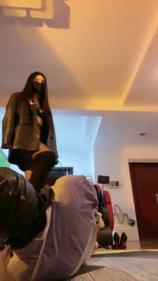 【苏州十三姨】长靴S木乃伊捆绑虐打 bf19861