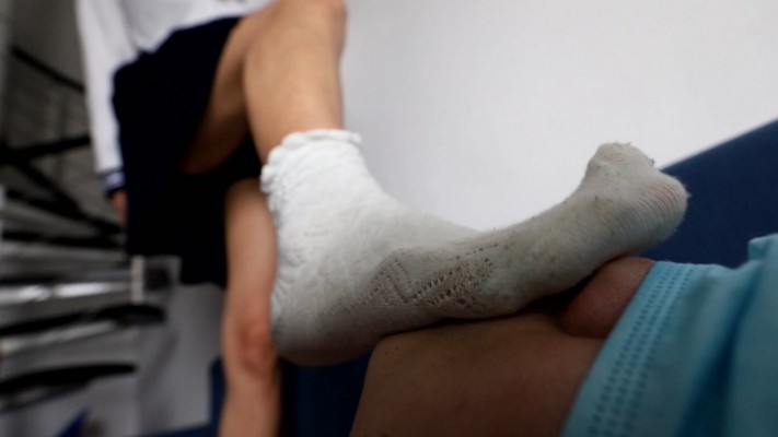 【惑心】臭袜窒息踹裆踩喉咙_HD绳艺资源