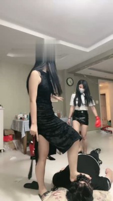 【悠悠大魔王】双S纯暴力调虐【双视角版】 bf18291