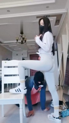 【猫神大人】新人男保姆做M bf19446