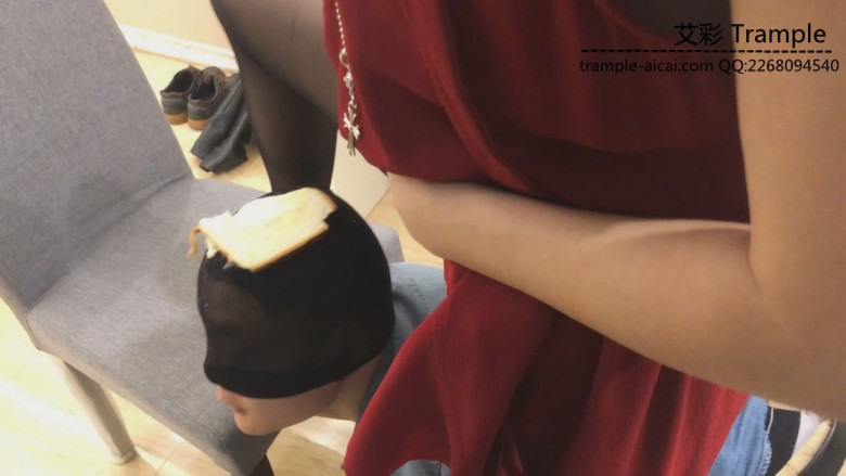 《湘香女王》女主人刁难侮辱乞丐