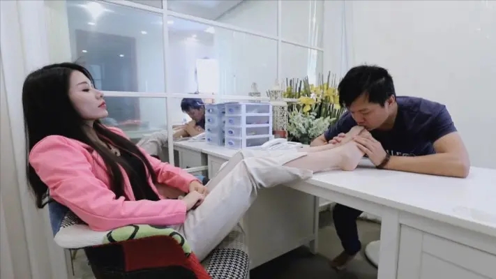 〖H.P.L栖心之栈〗—芷晴总监的崩溃（上） HPL-210616