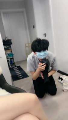 【樱桃大大】卑微男友舔脏鞋 bf19624