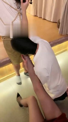 【简一】吊绑狠抽双奴才 bf17780