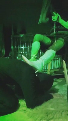 【乐爷】女老板圈养3只畜生 bf15261