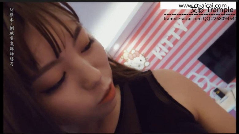 【女子防身术】黑丝美女骗经常欺负她的男同事陪练防狼术 G-180917-6