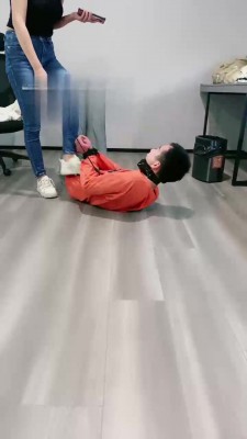 【柚子猫】捆绑训练踩踏羞辱贱狗 bf18875