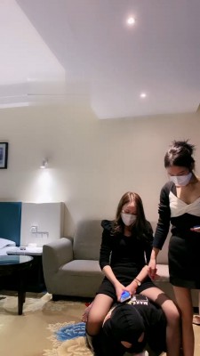 【丝绮】双S黑丝美腿踢踹/踩踏【双视角版】 bf22058