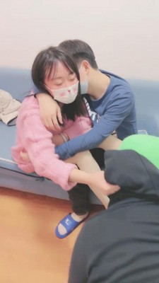 【桃子老师】情侣主羞辱现实绿帽 bf23198