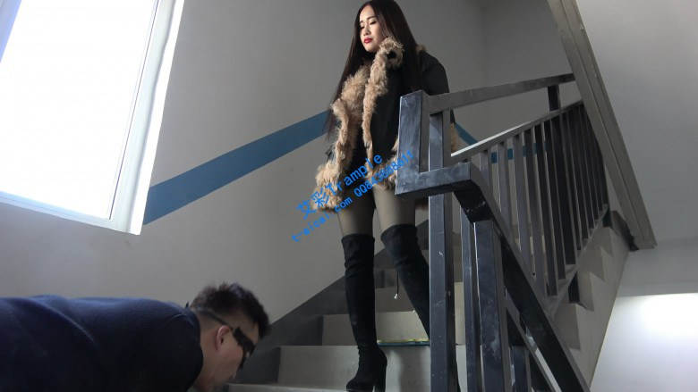 【冷柔】楼道靴子喂食超脏食物