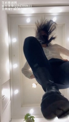 【鹿宝儿原创】训狗钻胯坐脸辱骂嘲笑POV YC-211225-6_HD绳艺资源