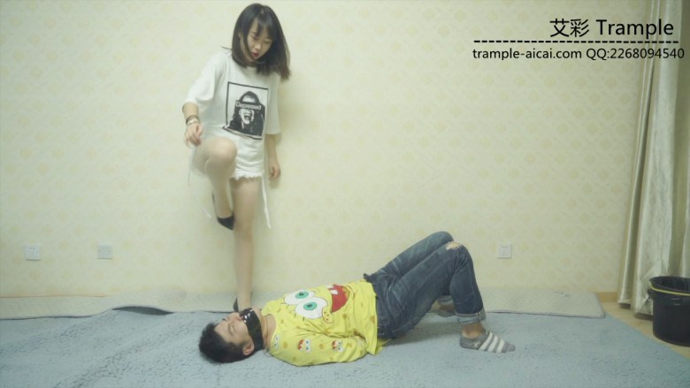 宅七跺脸半小时