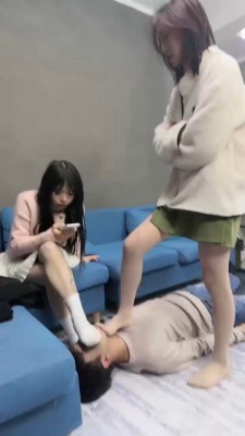 【茜茜】双S学生妹辱绿帽废物【双视角完整版】 bf21799