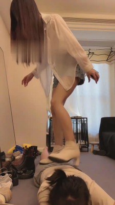 【时安】重度踩踏母狗 bf15503