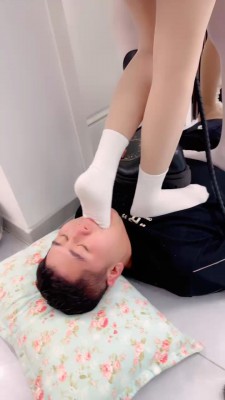 【狗哥】精彩-4素人S群调群虐兄弟狗 bf22401