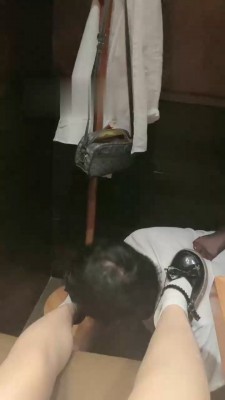 【悠蔻大魔王】烤肉店踩踏+聊天【双视角版】 bf18556