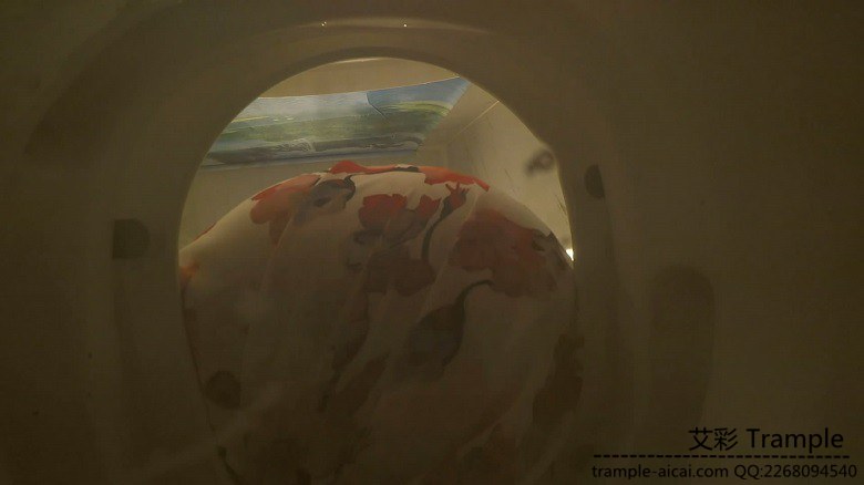 初九花姑娘踢裆超级pov