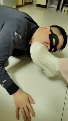 【文文文】舔素人的脏鞋 bf21954_HD绳艺资源