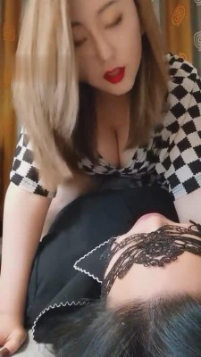 【舒钰】母狗首次犯贱被调 bf15147