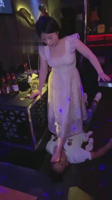 【依艺】酒吧初体验之呕吐【双视角版】 bf15268