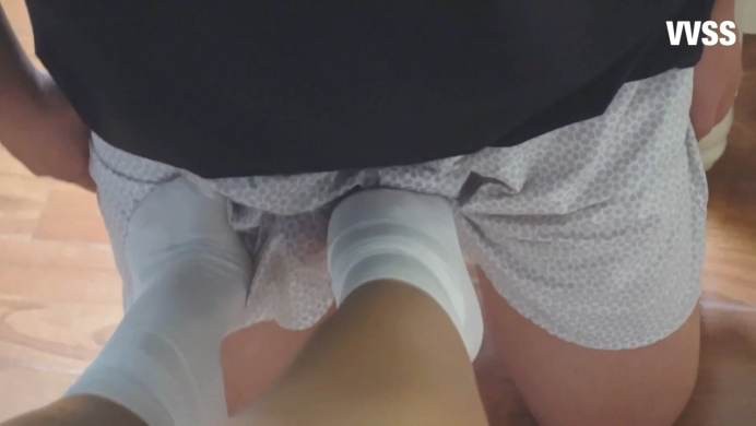 小偷被瑶酱抓住后强迫吃脚舔袜坐脸窒息