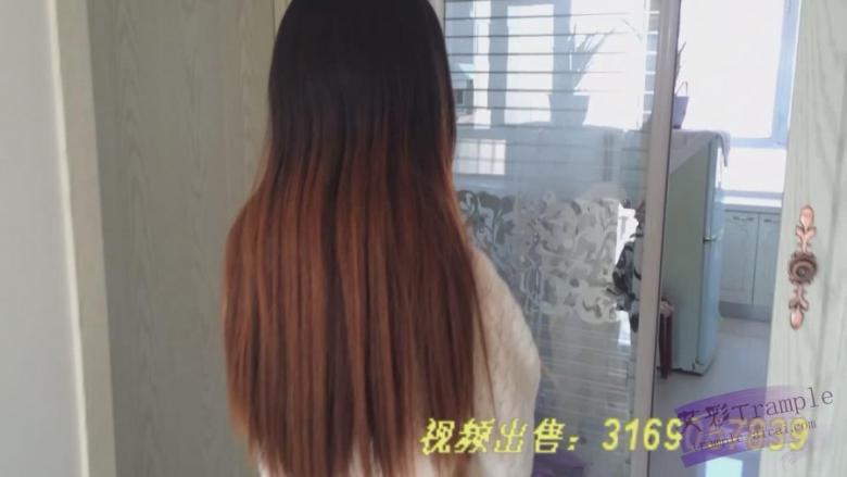 【绝对典藏】双人互闻长靴内的秘密，脚尖的到底是什么？