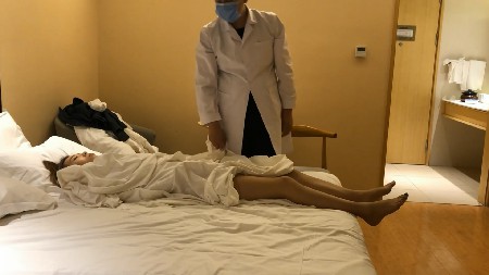 谋杀玩弄女律师~诺米主演