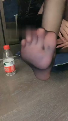 【维依】双S各种鞋子暴力踢踹【完整版】 bf18761