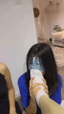 【橘子没熟】双女奴被主人气味羞辱 bf17770