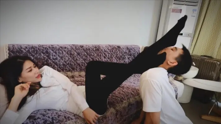 〖H.P.L栖心之栈〗—修理工上门被芷晴调教