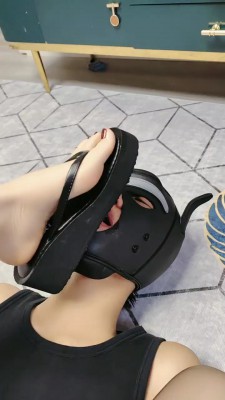 【丫丫】长靴+小白鞋暴力踢踹 bf23173