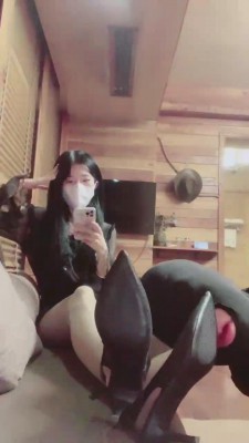 【希希子】喜欢臭脚丫的绿帽狗 bf12178