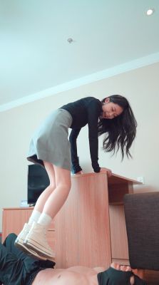 中韩语混合无字幕 韩国美女金在希惩罚（下） YC-211125-6