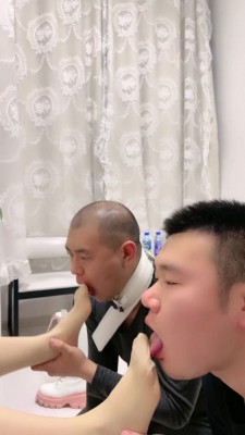 【领主老大】带素人艺校女神调狗 bf23074