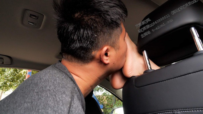 【第5风格】户外车上舔小敏的美脚 YC-230219-3