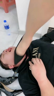 【麋鹿银儿】双胞胎S长靴白袜高跟暴力虐打 bf22949