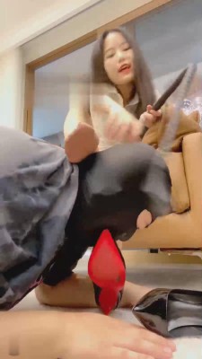 【蕊闻】甘愿做白领的奴 bf17571