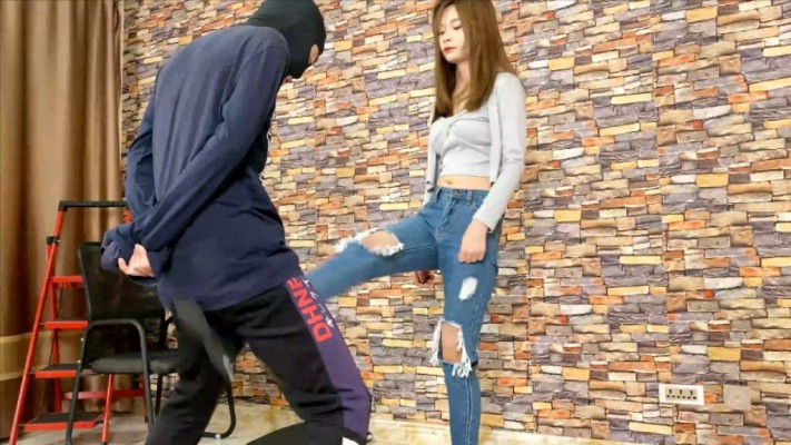 【W.K.T】—小美女初调贱狗 YC-221017-5