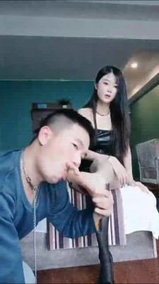 【狐狸女皇】超高颜值车模暴力上课【双视角版】 bf23296